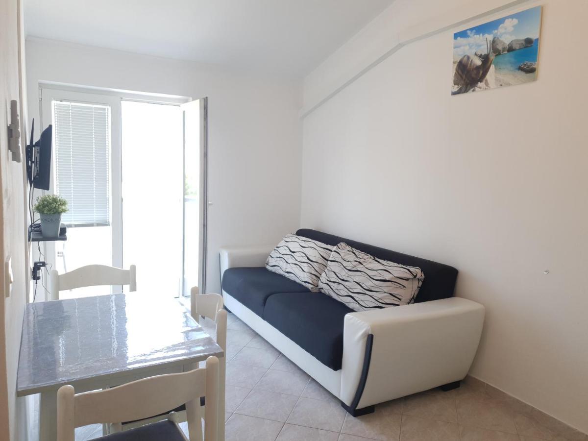 Apartmani Dalmatinka Metajna Dış mekan fotoğraf